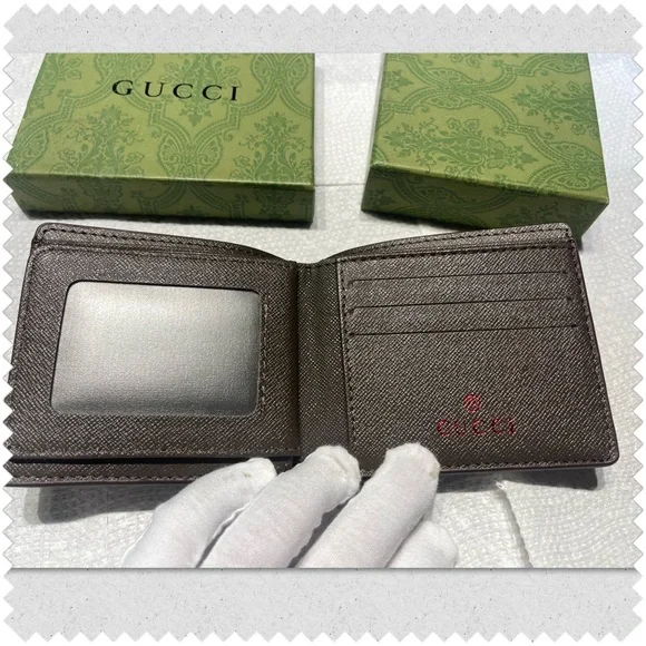 Gucci King Supreme Snake Wallet NWOT